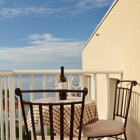 Apartments Lorenco Brela Exterior photo